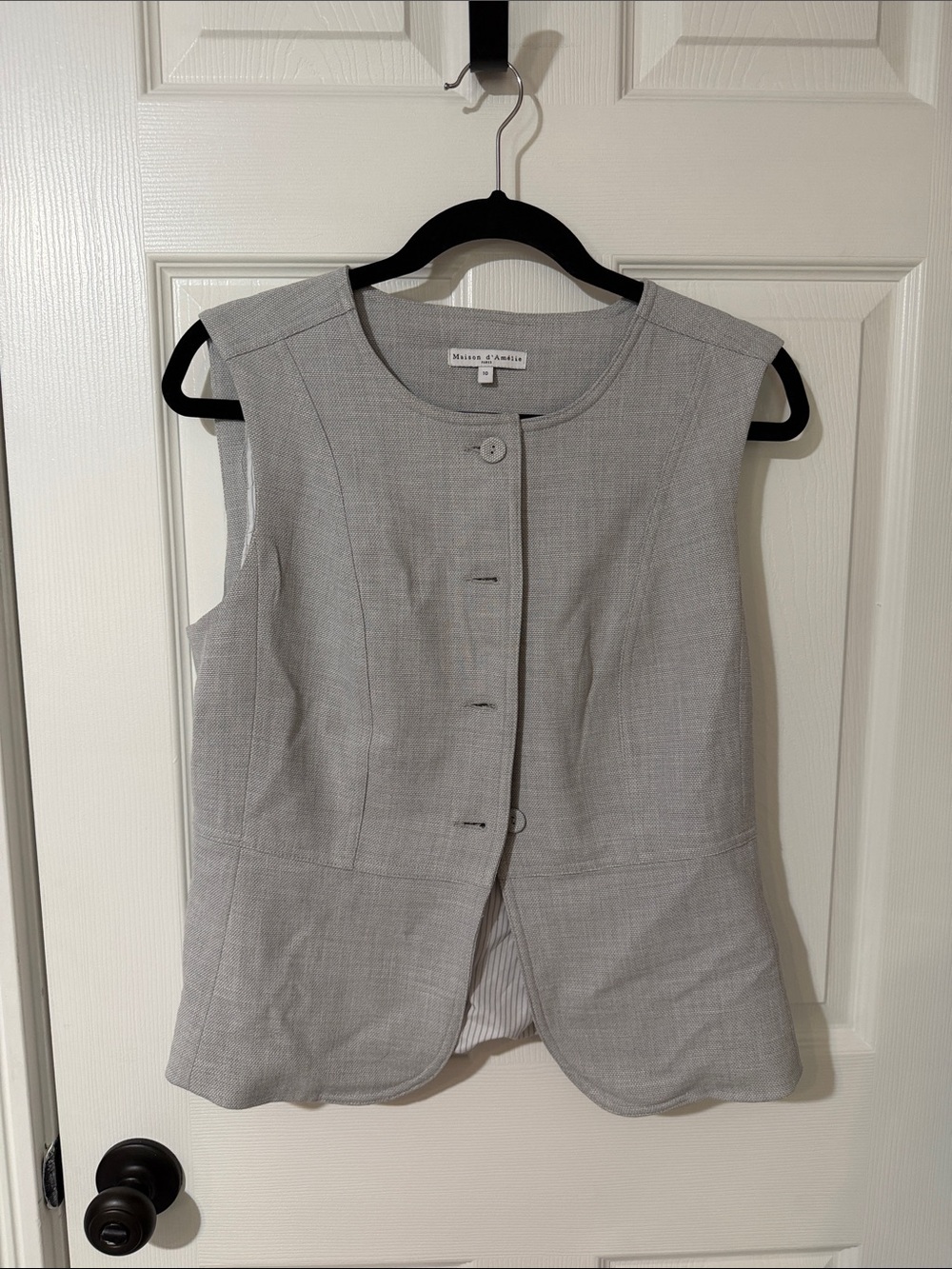 Sleeveless Button Top in Light Gray